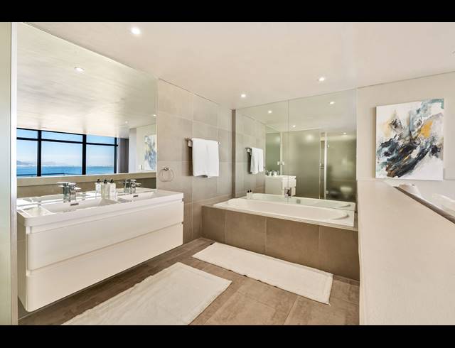 4 BEDROOM PENTHOUSE FOR SALE IN WAVES EDGE